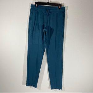 Athletic Medium Green Sweat Pants With 2 Pockets